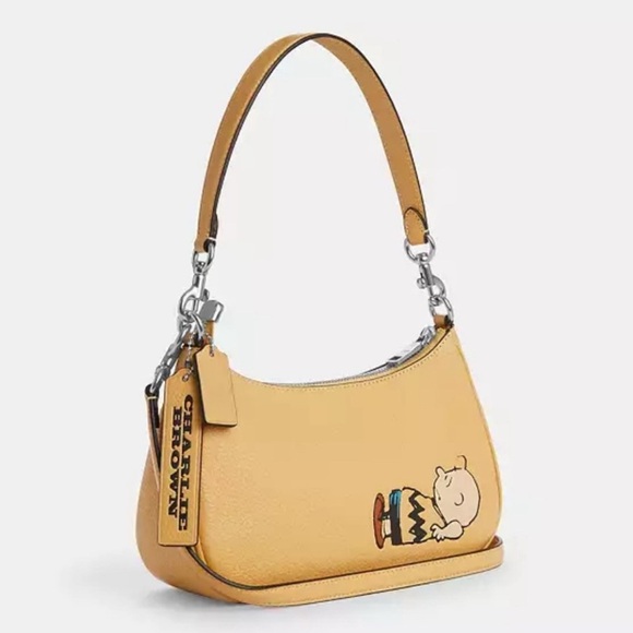NWT Coach X Peanuts Teri Shoulder Bag With Charlie Brown - Picture 1 of 9